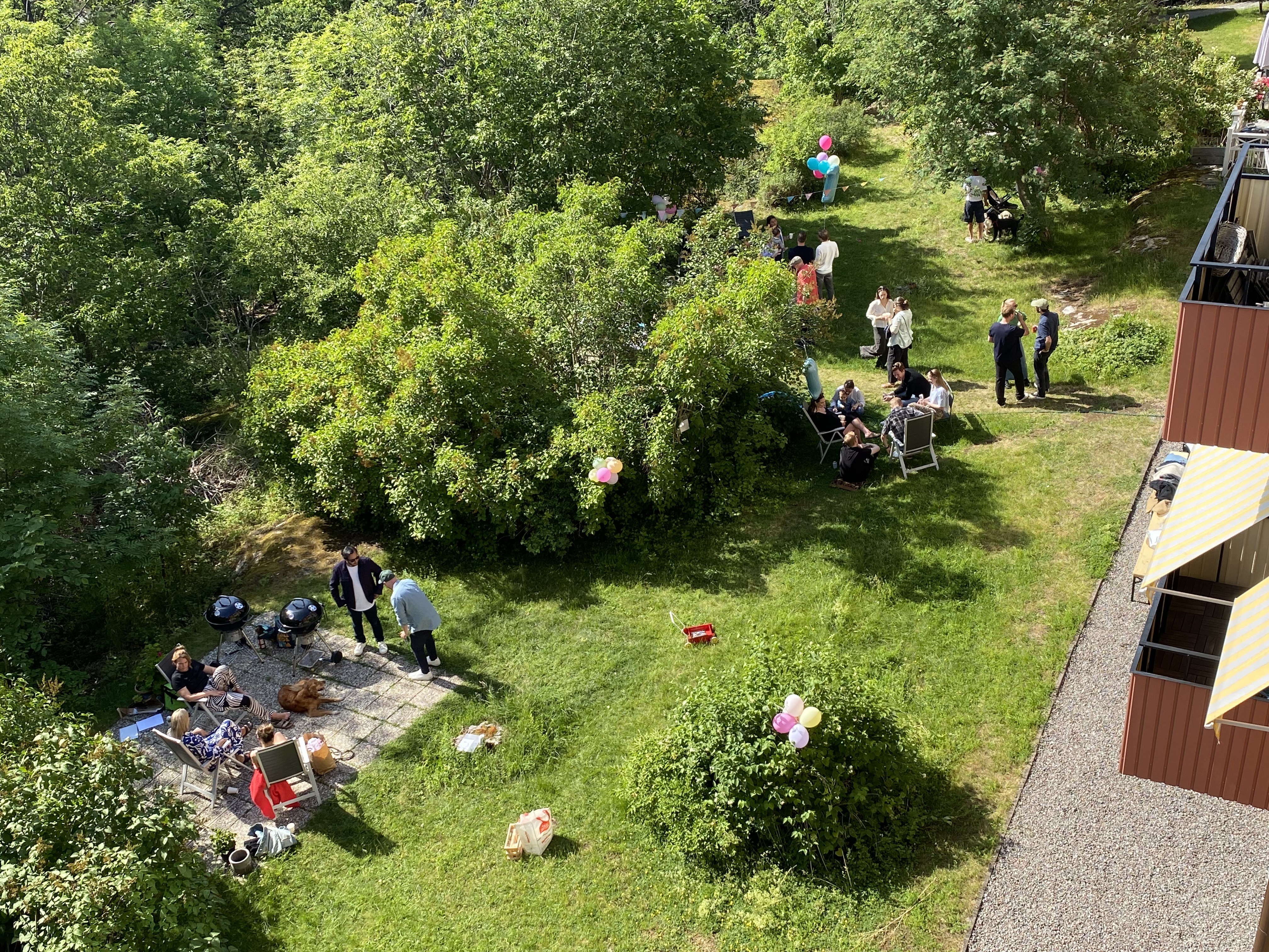 Outdoor surroundings